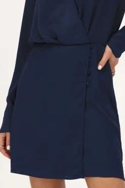 Robe Bleu Foncé Aspect Satiné