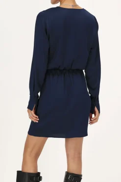 Robe Bleu Foncé Aspect Satiné