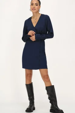 Robe Bleu Foncé Aspect Satiné