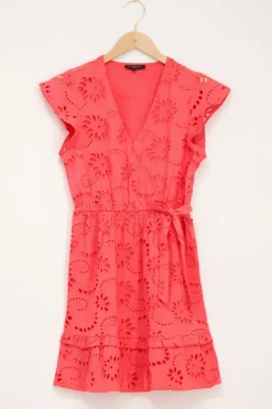 Robe Corail Avec Fleurs En Crochet