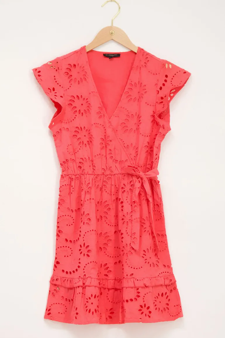 Robe Corail Avec Fleurs En Crochet