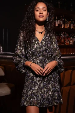 Robe En Jacquard Noir Avec Imprimé Doré