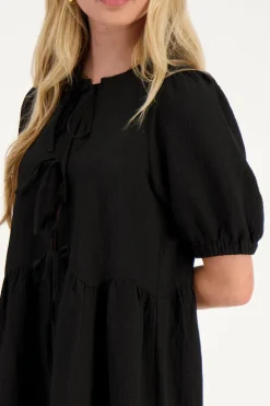 Robe Large Noire Avec Nœuds