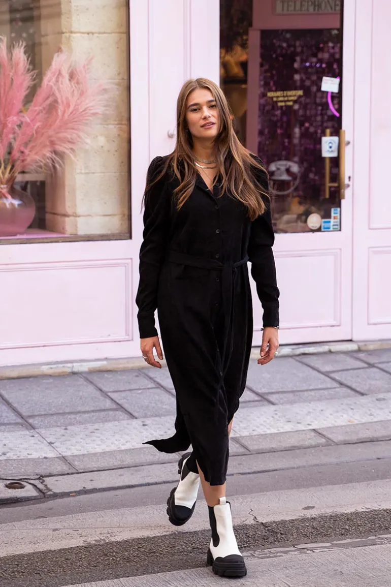 Robe Midi Noire Côtelée