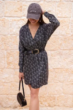 Robe Noire à Fleurs Beiges