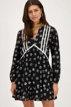 Robe Noire Avec Imprimé Fleuri Blanc