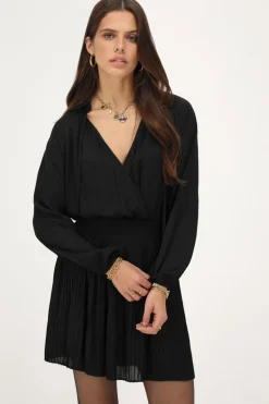 Robe Plissée Noire Satinée