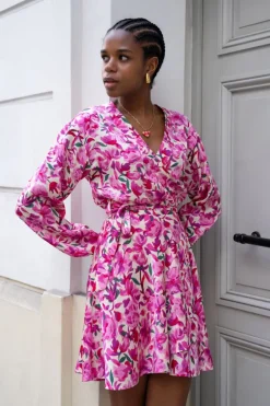 Robe Portefeuille Blanche à Imprimé Floral Rose