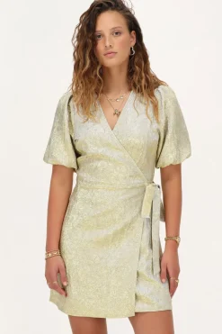 Robe Portefeuille Dorée à Manches Bouffantes