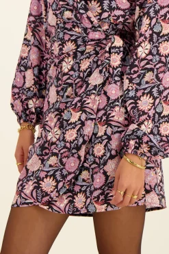 Robe Portefeuille Noire à Fleurs Lilas Et Roses