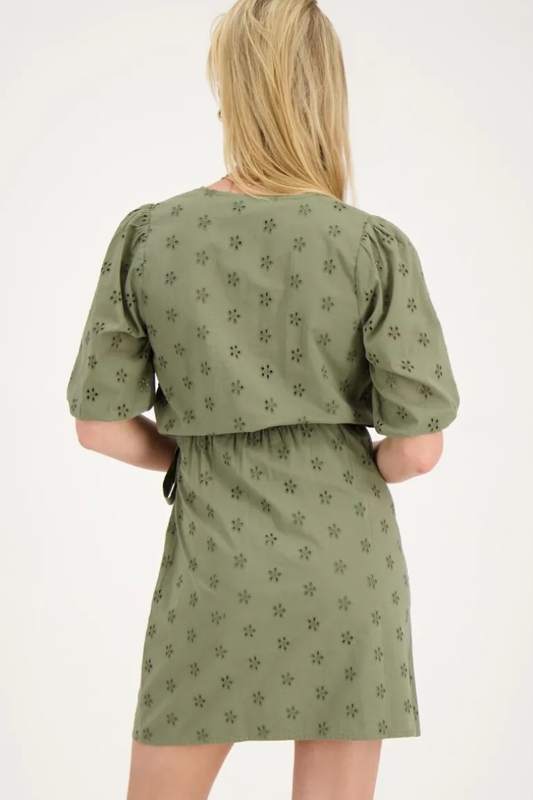 Robe Portefeuille Verte Avec Broderie Florale