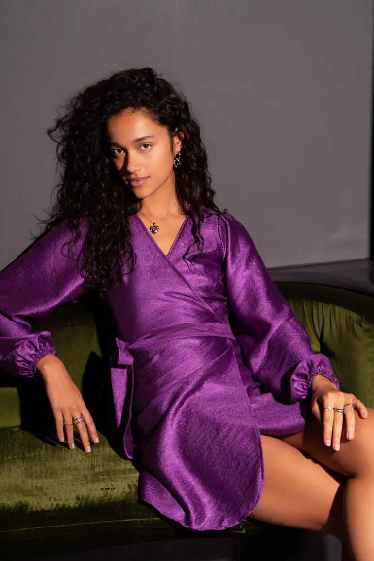 Robe Portefeuille Violet Métallique