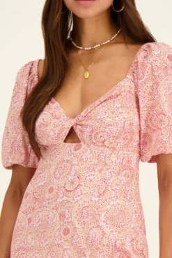 Robe Rose à Motif Cachemire Et Manches Bouffantes