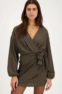 Robe Structurée à Empiècement