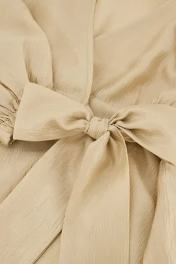 Robe Taupe Avec Aspect Satiné