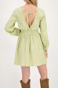 Robe Verte Avec Col En V