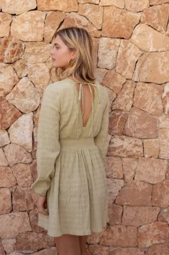 Robe Verte Avec Col En V