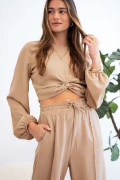 Top Beige En Crêpe à Boutons