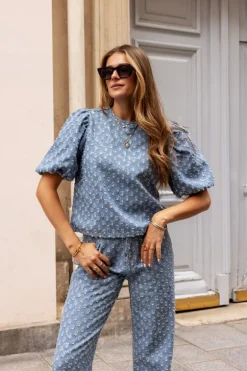 Top En Denim Bleu Avec Paillettes