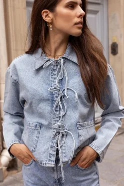 Veste En Jean Bleu Clair Avec Nœuds