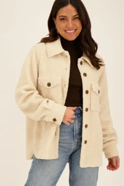 Veste En Teddy Beige Avec Boutons