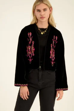 Veste En Velours Noir Avec Broderie Rose
