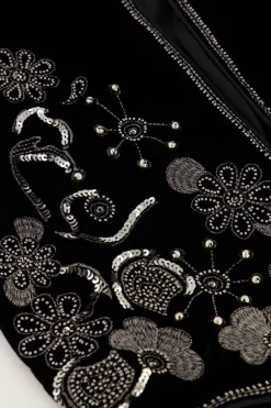 Veste En Velours Noir Avec Broderie Argentée