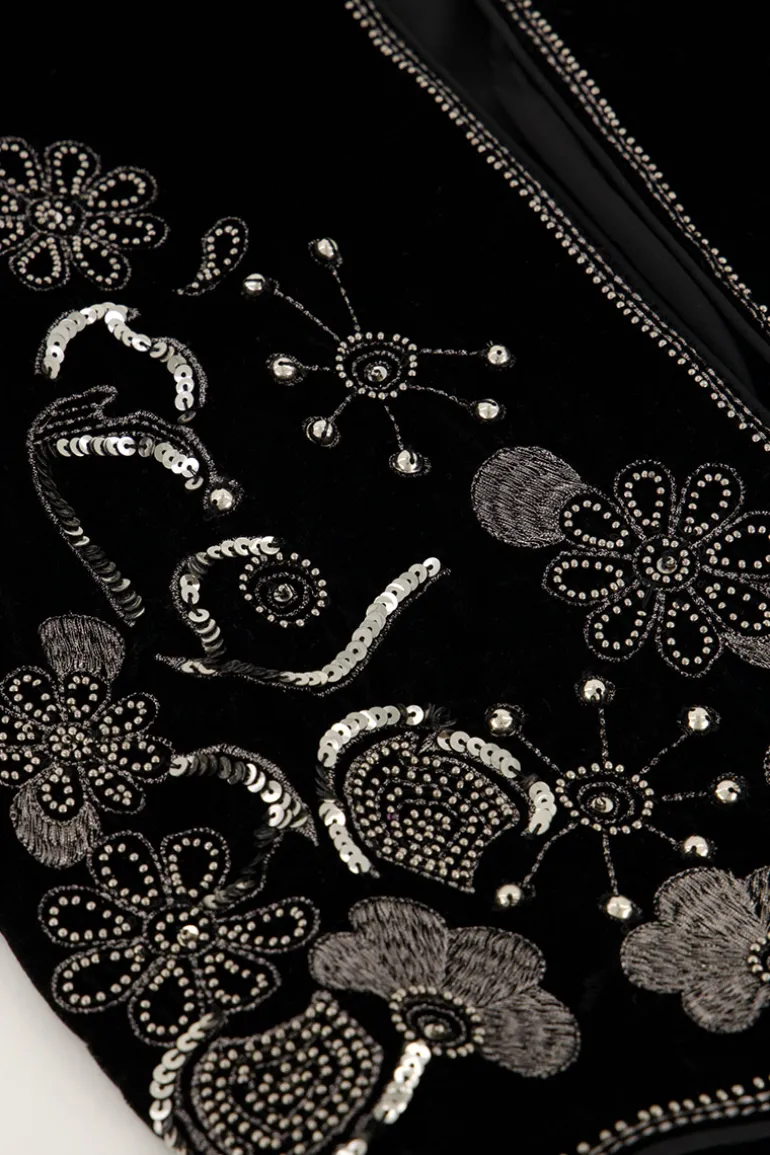 Veste En Velours Noir Avec Broderie Argentée