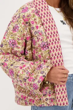 Veste Kimono Beige à Imprimé Fleuri Vert Et Rose
