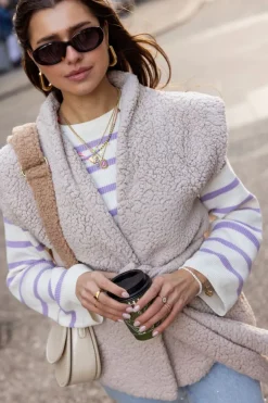 Veste Sans Manches Beige Teddy Avec Ceinture