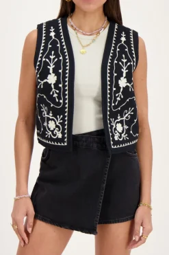Veste Sans Manches En Mousseline Noire Avec Broderie