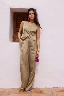 Veste Sans Manches Verte Olive Aspect Satiné