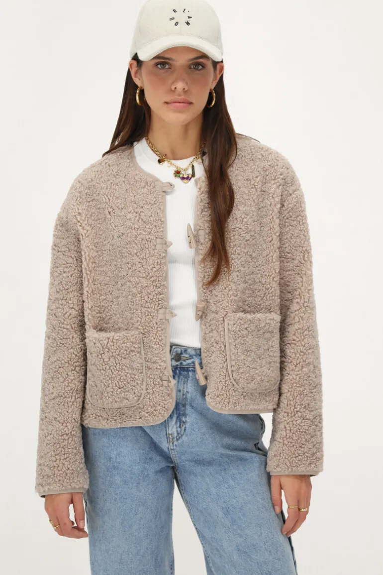 Veste Teddy Beige Avec Boutons